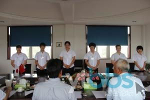二十年老牌中介 辦理赴日、韓、新勞務(wù)留學(xué)，工種多、收費(fèi)少、信譽(yù)佳